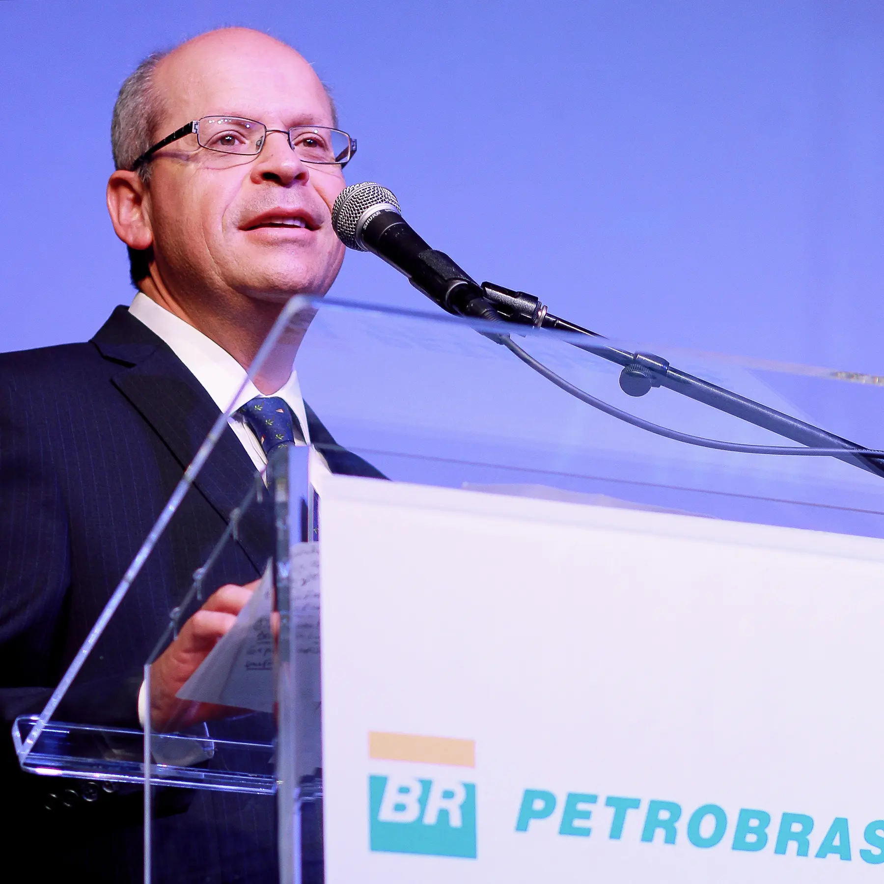 Executivo da Petrobras discursando em programa interno de evolução do mercado